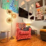 - Manu Maison Parma