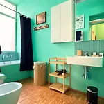 - Manu Maison * Πάρμα
